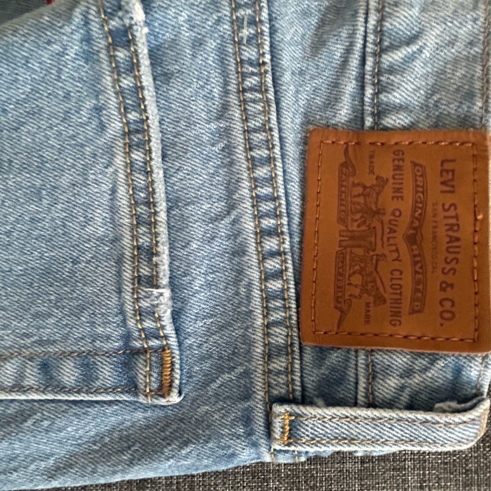 Levi’s Wedgie Straight Blue Jeans
